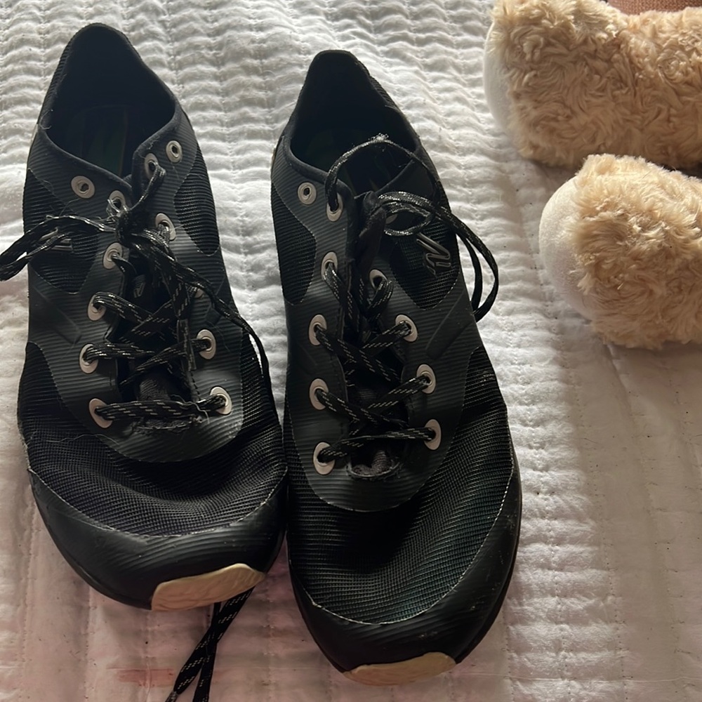 Varsity ascend shoes